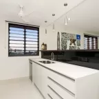 Hue-5 Apartments
